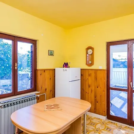 Violic Apartment *